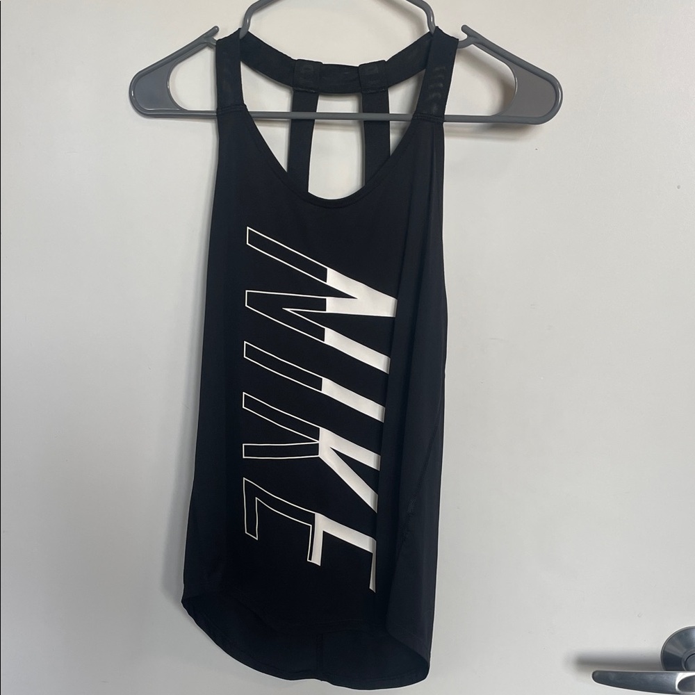 Nike Women's Black and White Graphic Tank Top